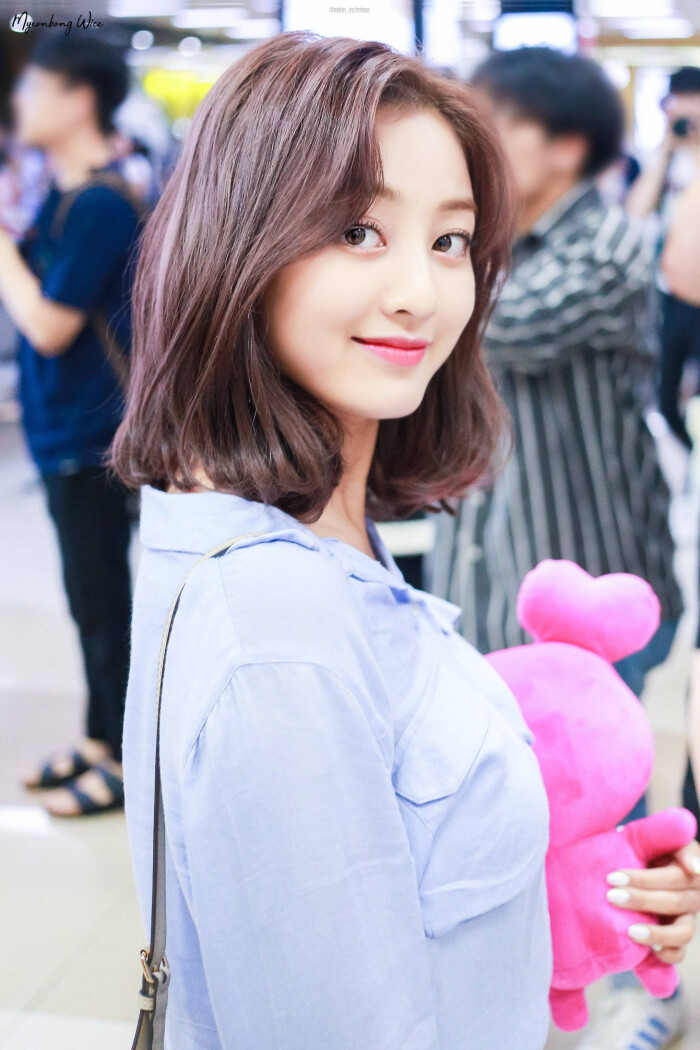 朴志效 jihyo twice成员