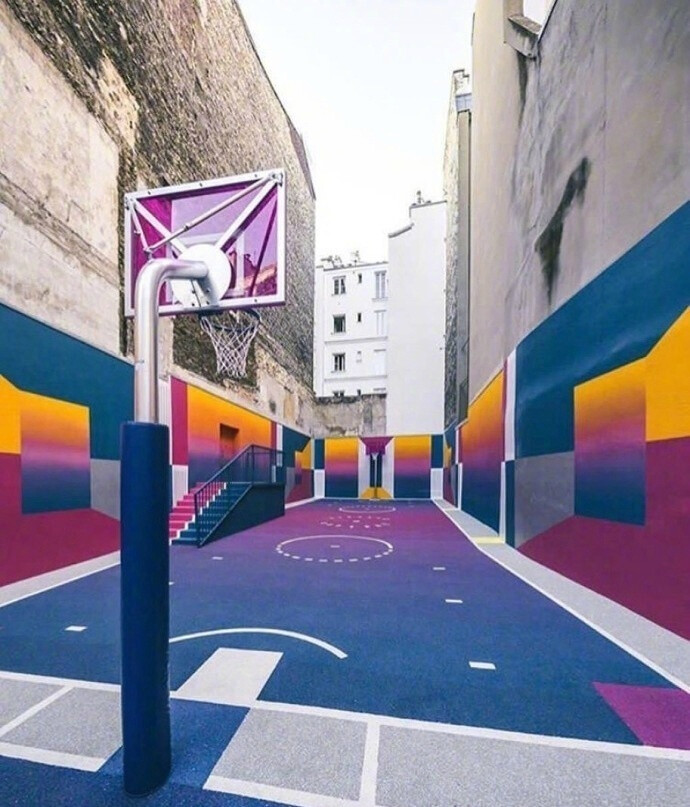 巴黎九区的网红篮球场Pigalle Duperre也太…-