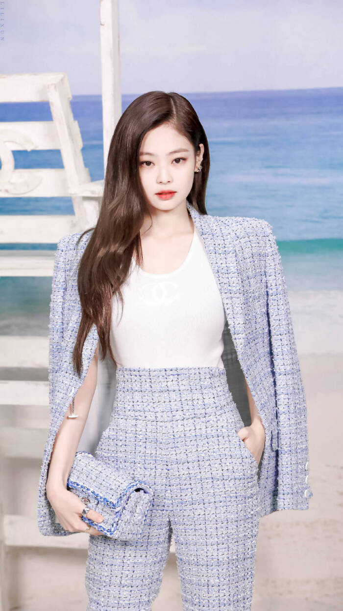 金智妮 jennie