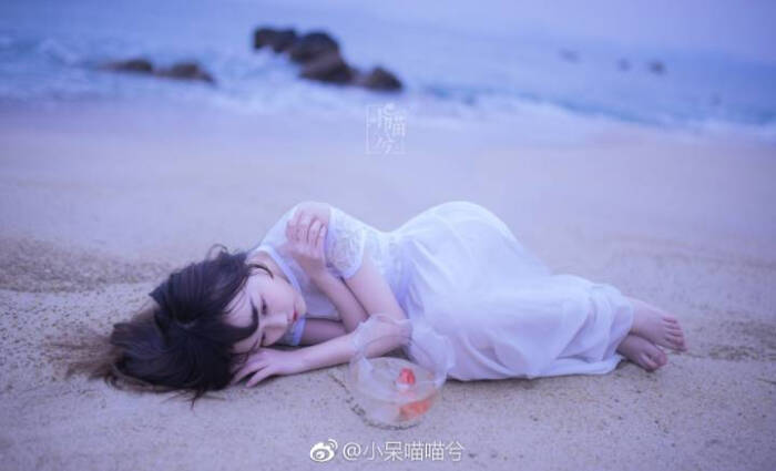 海の女