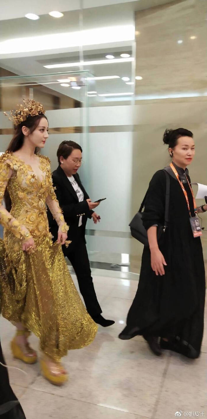 金鹰女神迪丽热巴