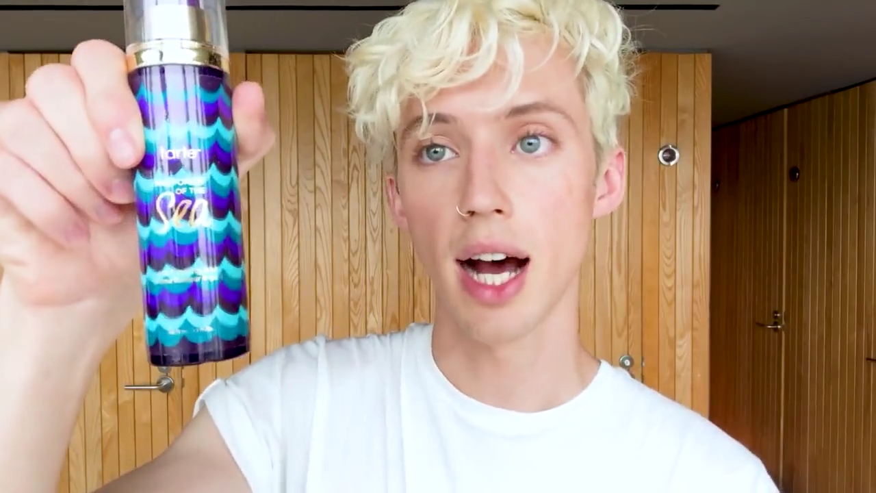 戳爷troye sivan 特洛耶希文 自截外网视频 化妆 [杨晋戈]