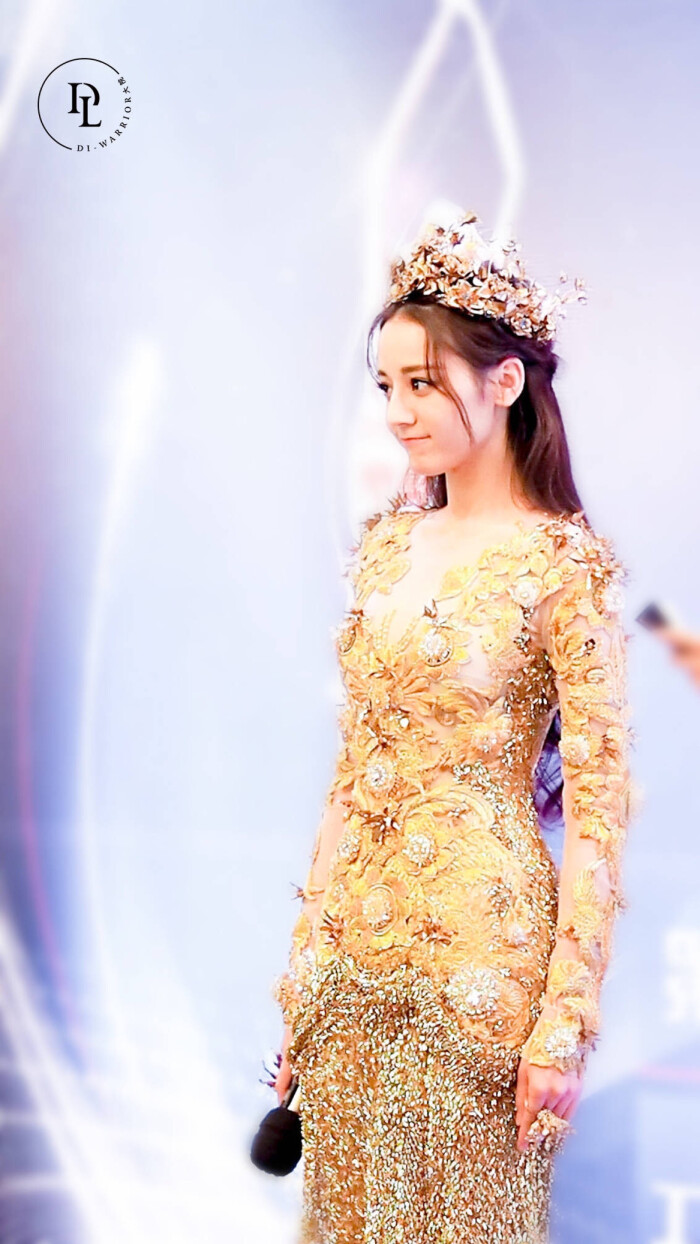 cr:di-warrior大院迪丽热巴2018金鹰女神
