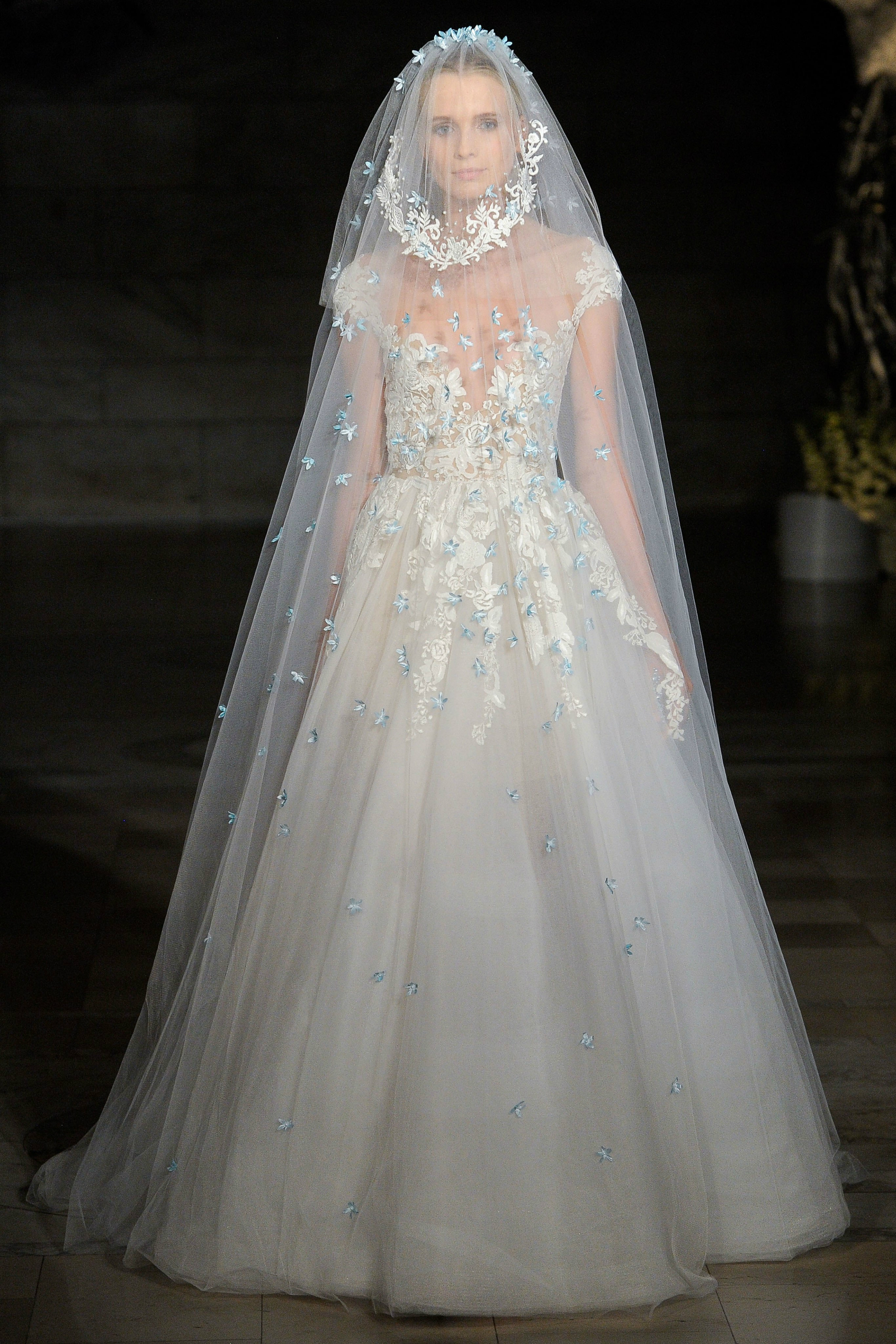 reem acra(雷姆·阿克拉)2019纽约婚纱周秋冬婚纱发布秀