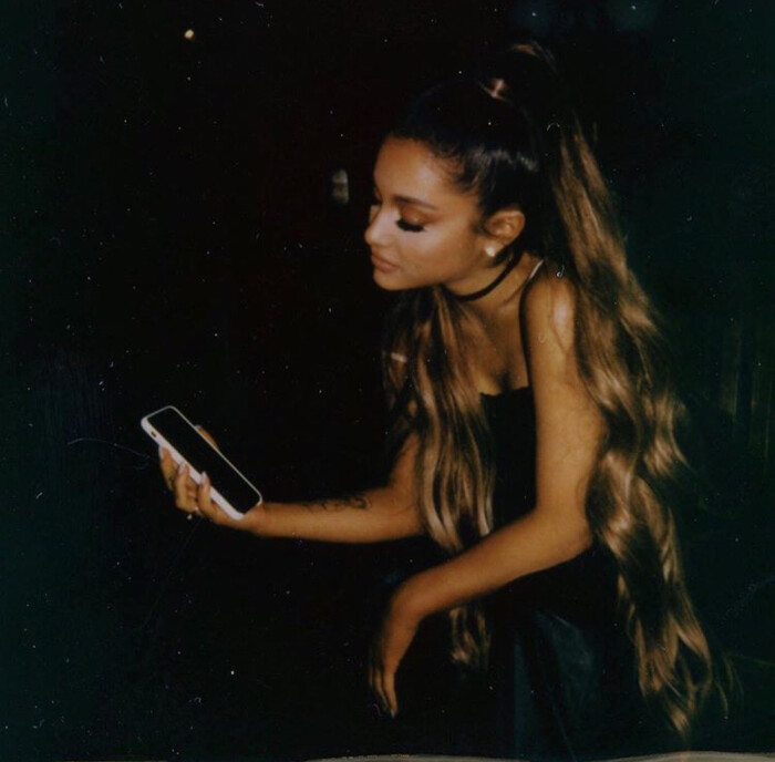 ariana grande ins