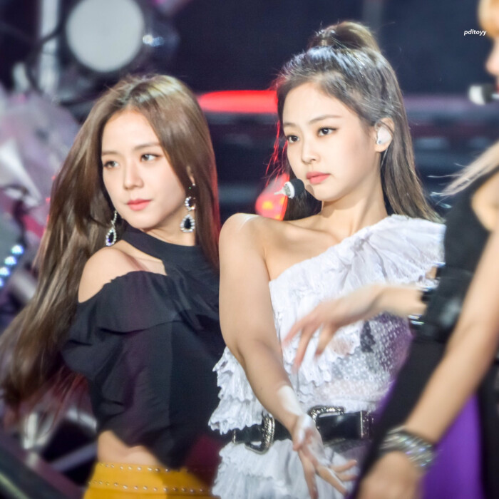 jisoo jennie