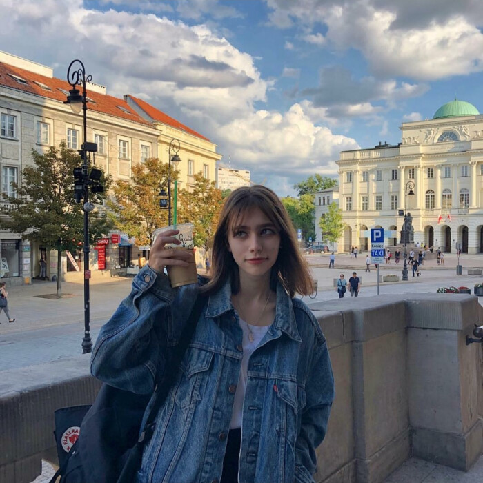 欧美女头#壁纸韩俄混血小姐姐 ins: guccialessio