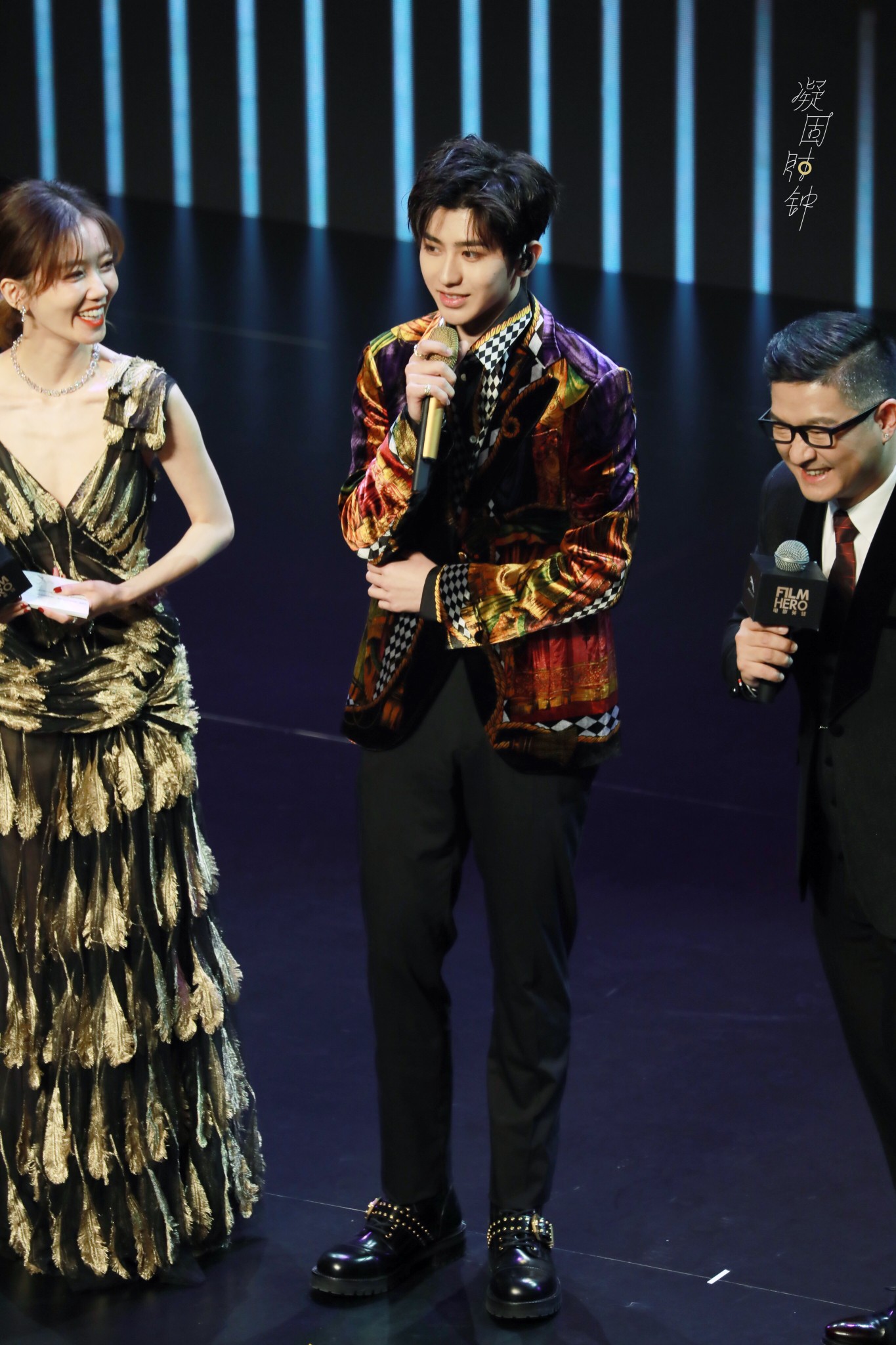 cr:凝固时钟丨蔡徐坤