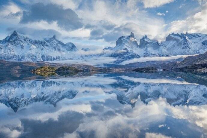 百内国家公园被称为世界上最具视觉吸引力的地方之一,这里的冰川,湖泊