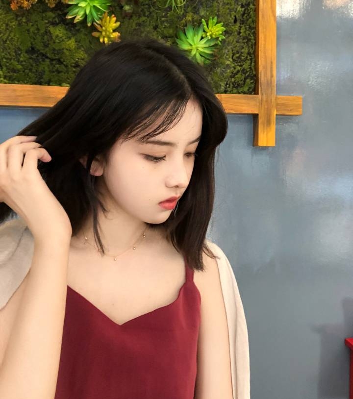 女生头像真人