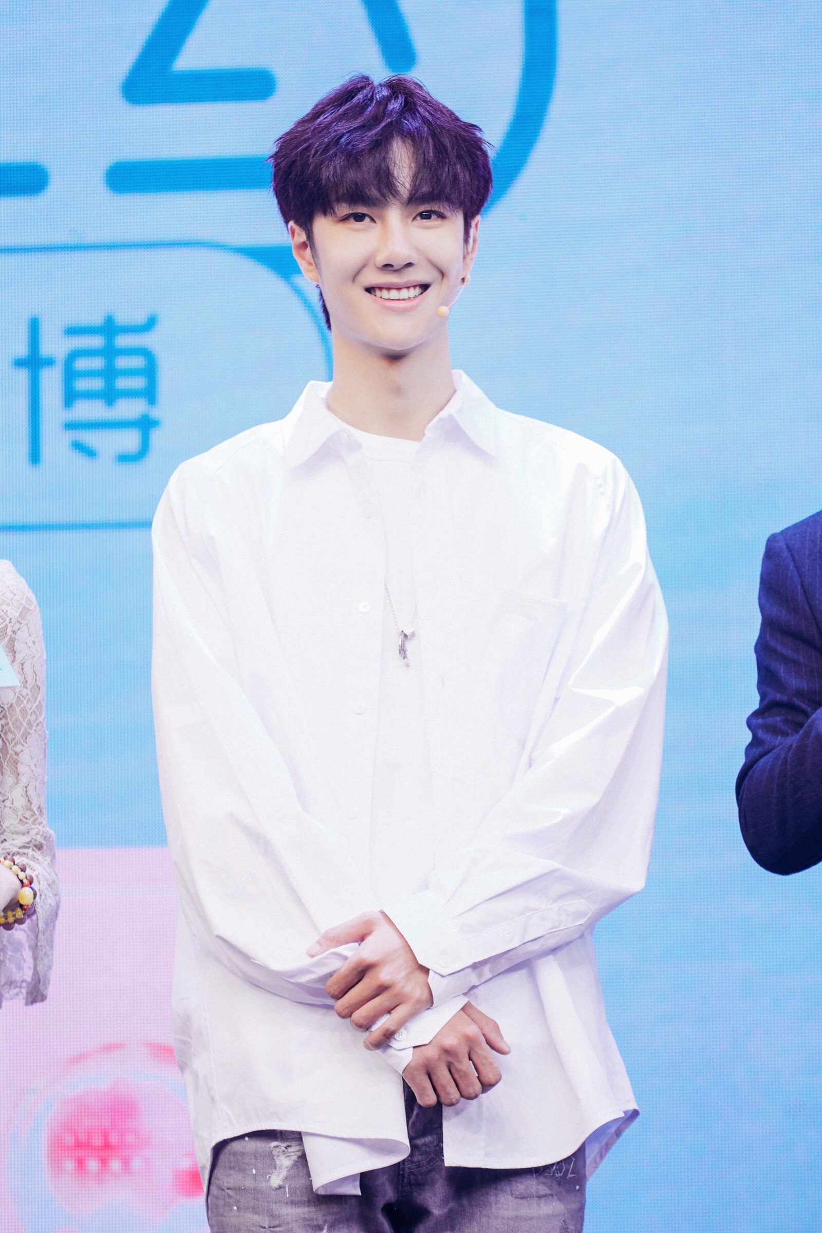 [笑而不语][笑而不语] #至纯净才青春#  王一博 评论 收藏