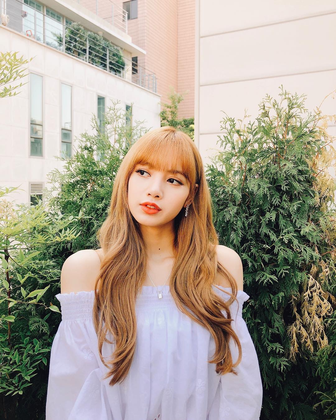 blackpink lisa