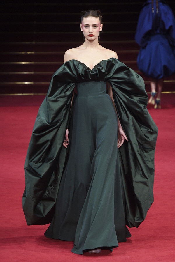 法国设计师品牌 alexis mabille 2018 春夏高定系列 本季设计师通过