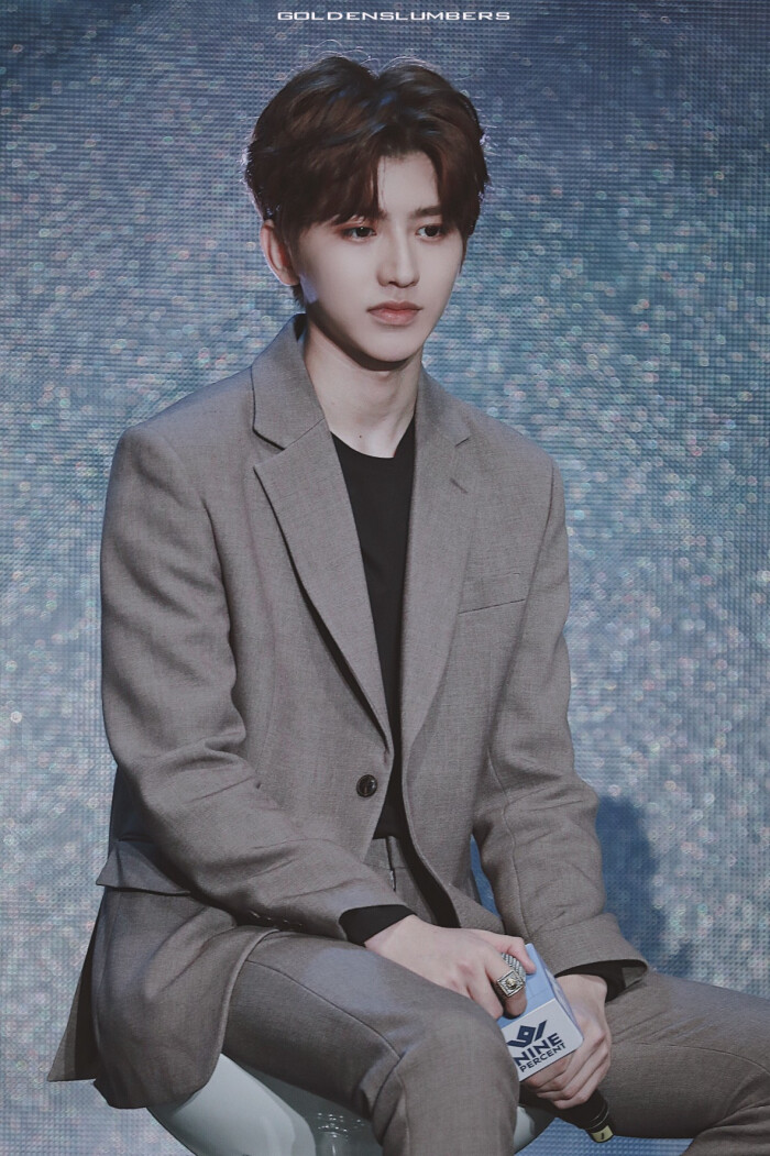 cr:goldenslumbers- 蔡徐坤20181127npc专辑分享会上海场