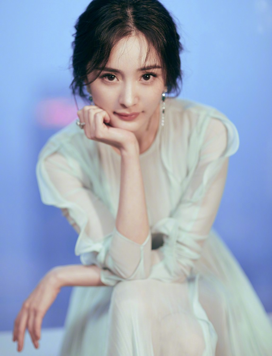 杨幂20181128时尚cosmo盛典