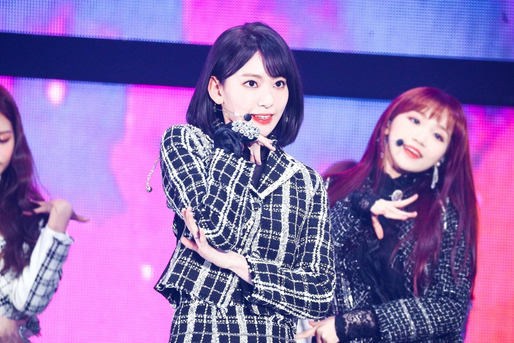 28 2018aaa izone 宫脇咲良