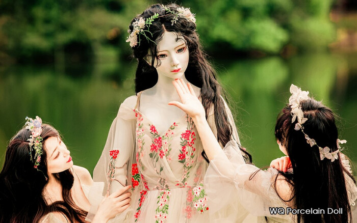 largest porcelain doll世界最大陶瓷人偶,属于wq porcelain doll,是