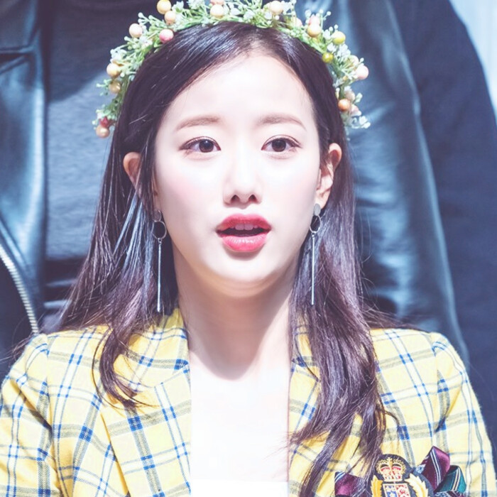 李娜恩 
