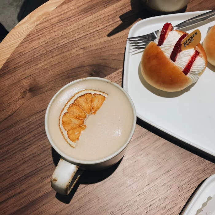 下午茶  甜点 布丁咖啡