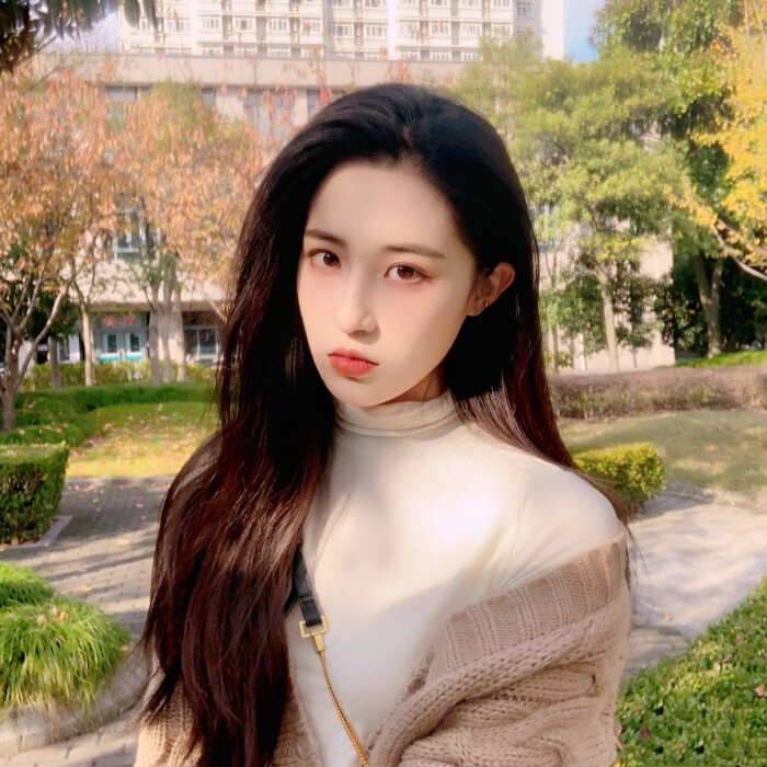 洝大人 闺蜜阳光 侧脸 御姐