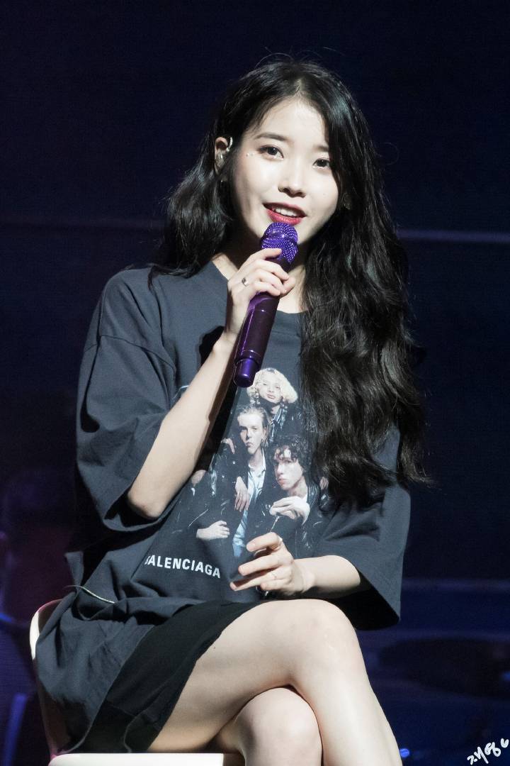 iu 李知恩