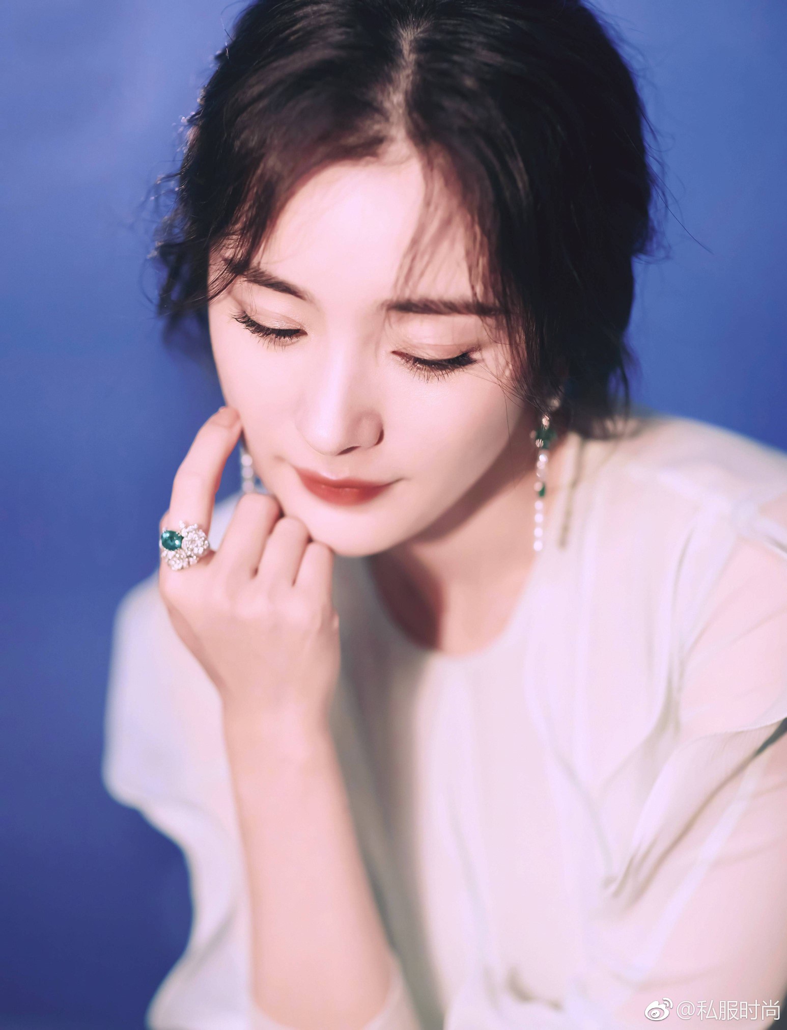 杨幂 cosmo时尚美丽盛典,身姿曼妙,温柔无限,优雅迷人的女子