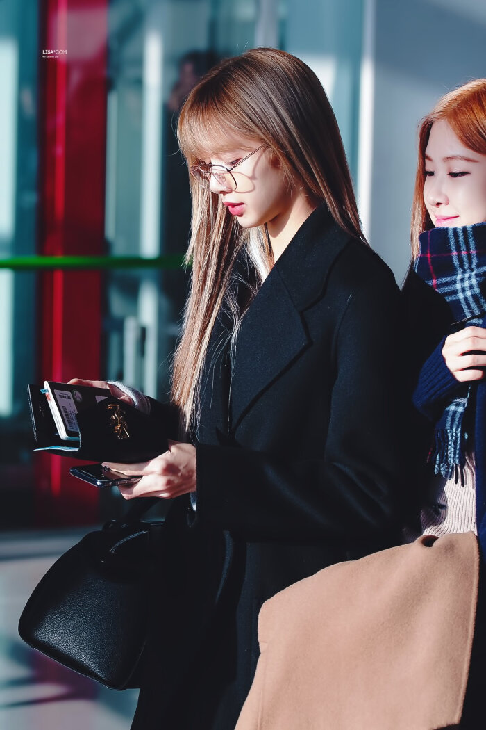 blackpink lisa