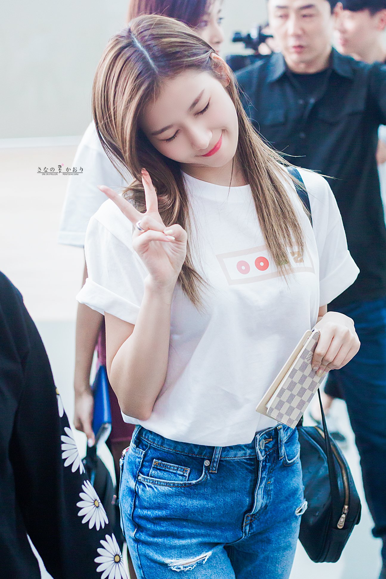 twice凑崎纱夏sana