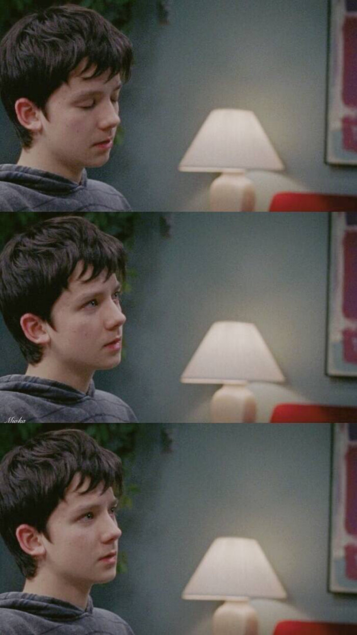 《万圣年代》 壁纸 asa·butterfield