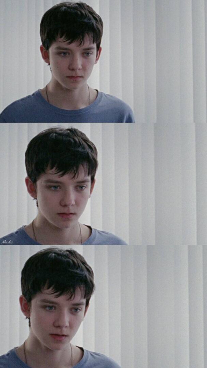 《万圣年代》 壁纸 asa·butterfield