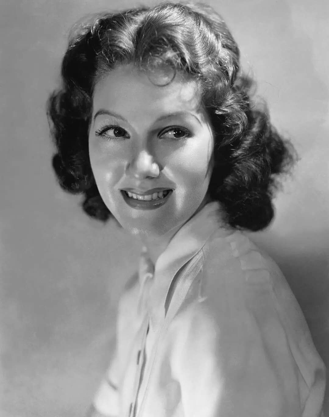 2018年12月30日 18:07   关注  jean parker 1915-2005年 欧美明星
