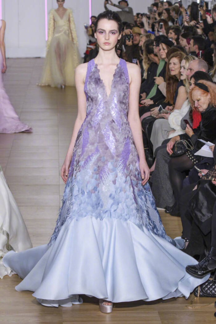ralph & russo 2018 | 巴黎高定时装周春夏高定系列,惊艳繁复之美