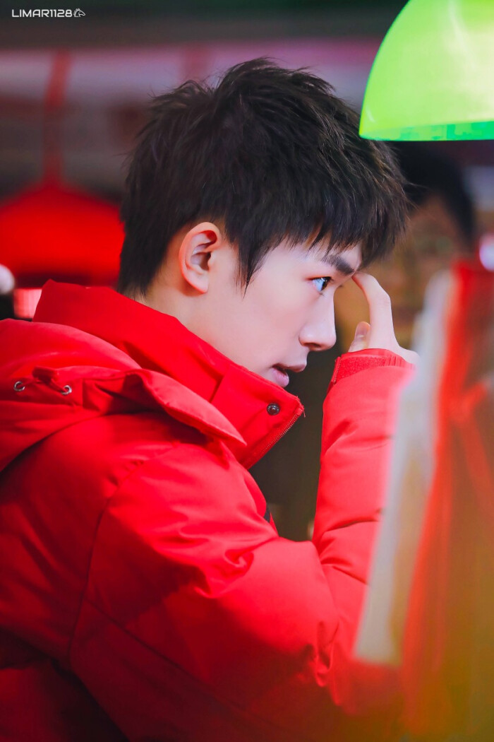 易烊千玺 #tfboys 浙江卫视综艺大冰小将