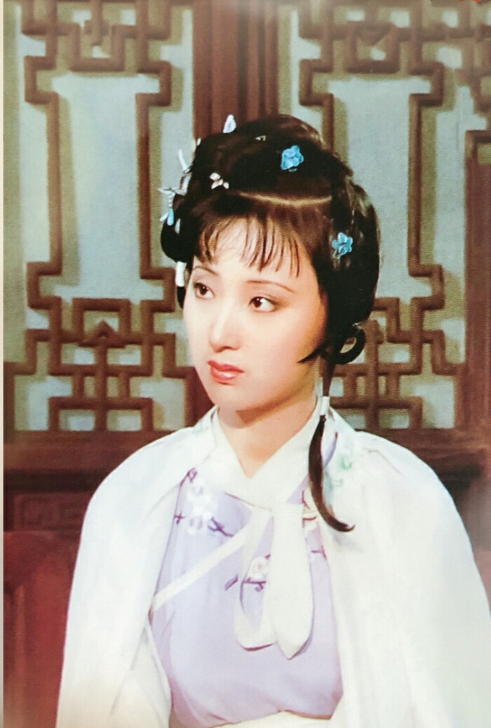 陈晓旭 