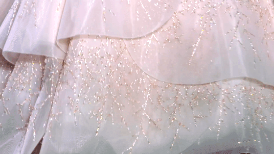 少女服装美图珠宝小清新动图壁纸手机壁纸