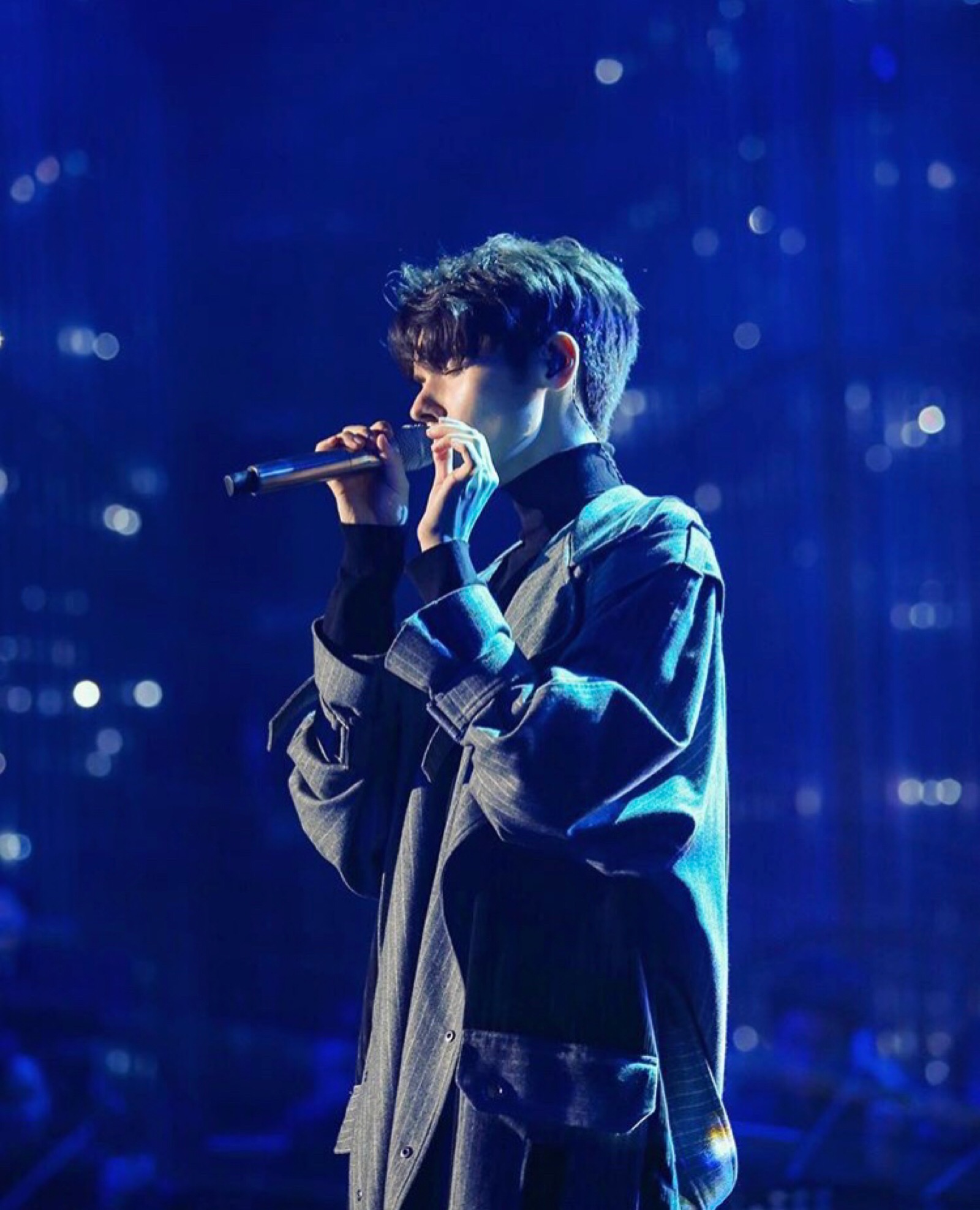  歌手 2019> kristian kostov