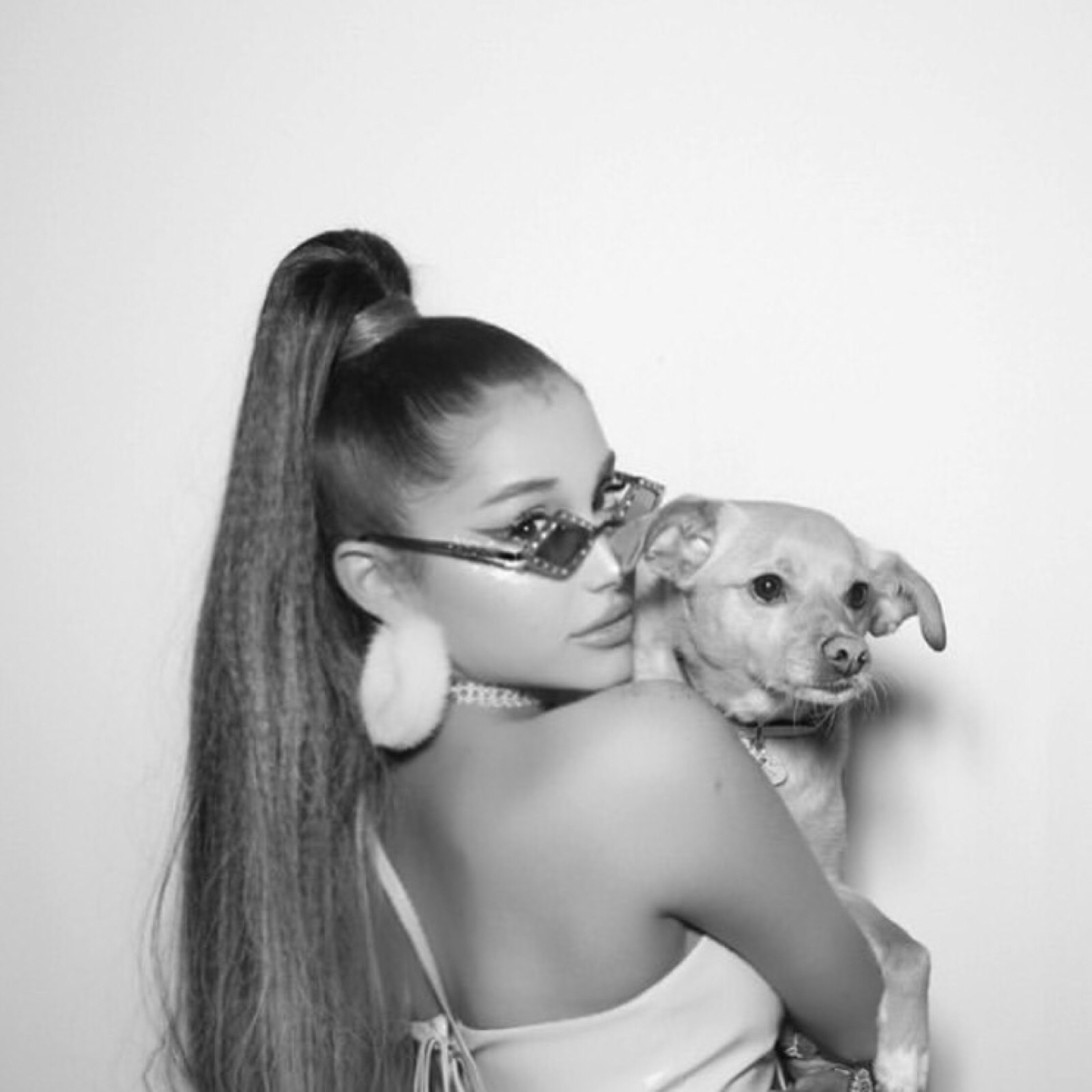 ariana grande ins