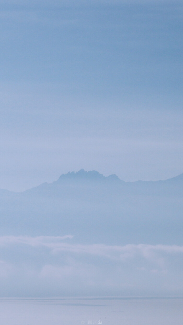 壁纸 一月冬景 阳光 浅蓝