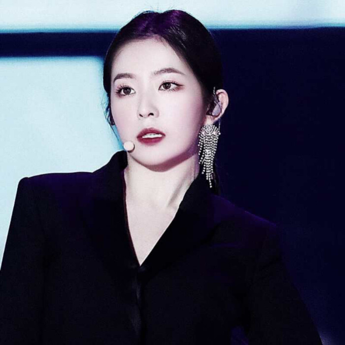 霸道女总裁即视感