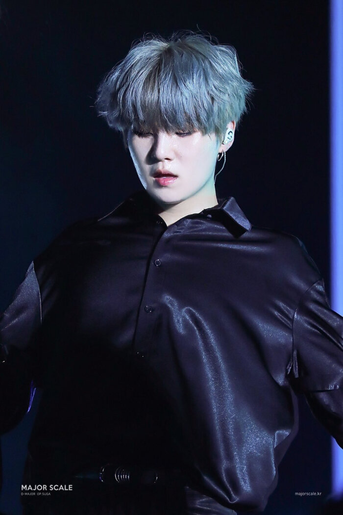 bts world tour "love yourself" in singapore suga