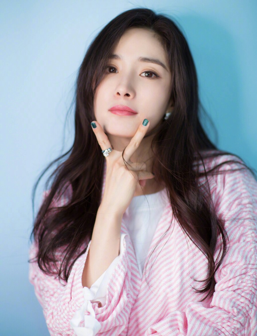 2019杨幂美图写真高清无水印壁纸 时尚穿搭摄影