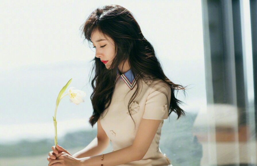 2019杨幂美图写真高清无水印壁纸 时尚穿搭摄影 超美!