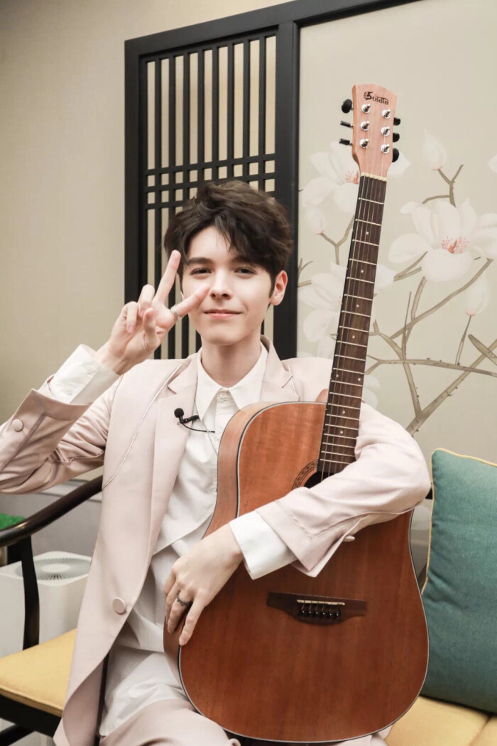 kristian kostov 克里斯蒂安·科斯托夫"00后迪玛希" 歌手 我是歌手