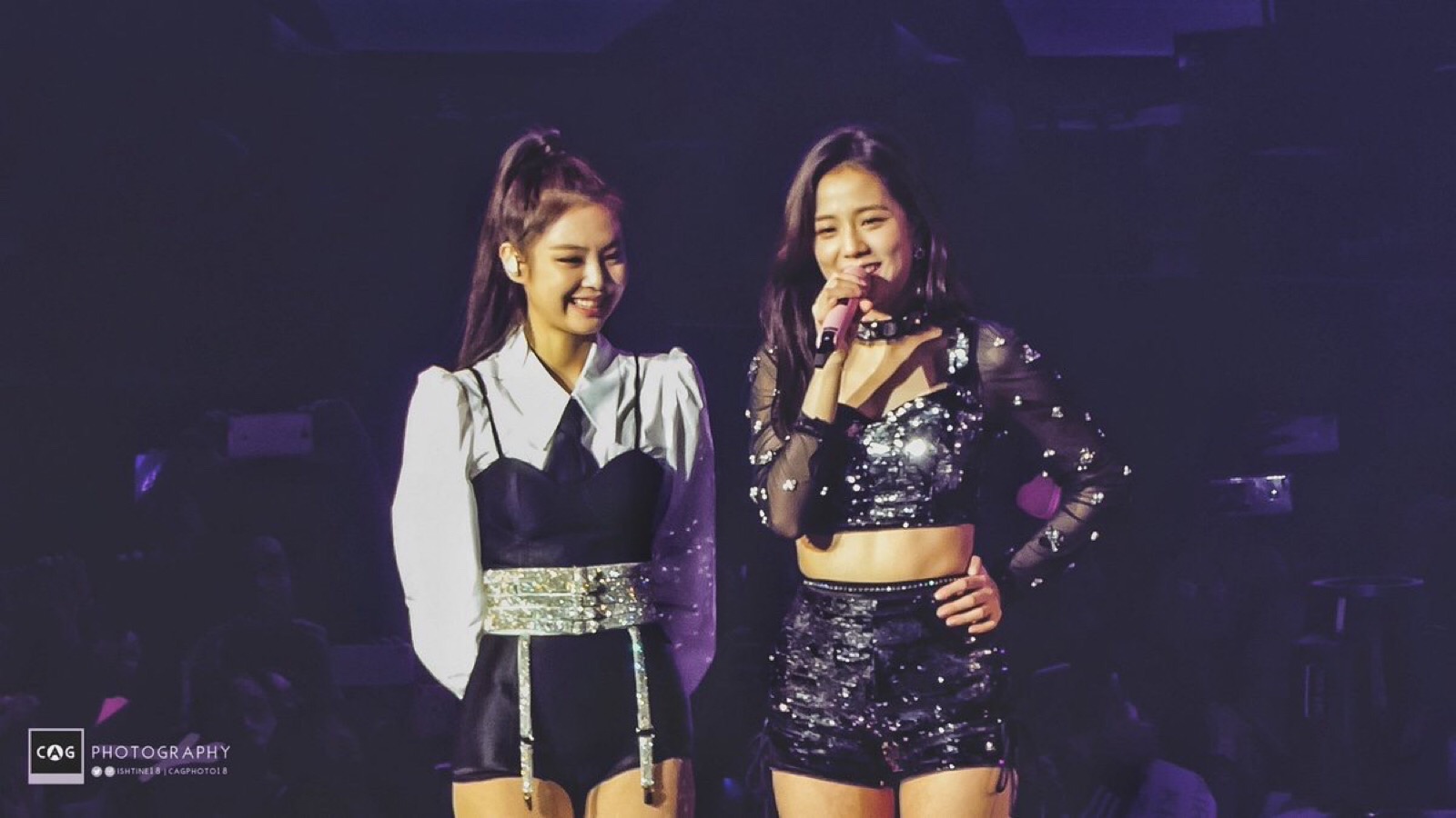 jennie & jisoo