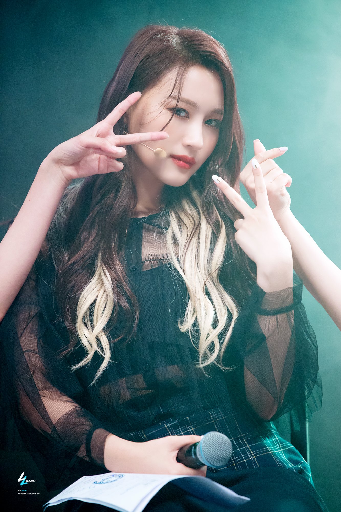 始娟siyeon