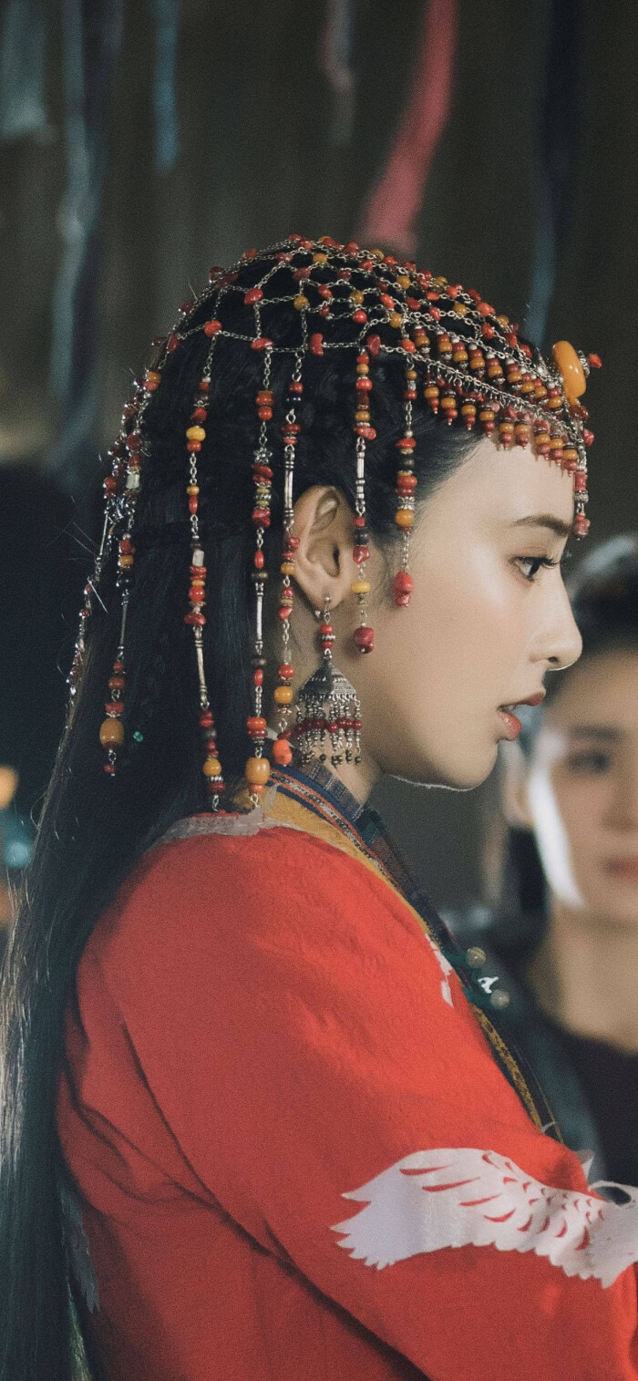 东宫,彭小苒