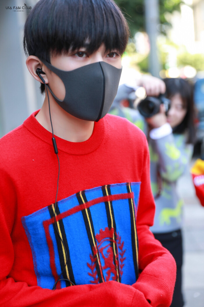 易烊千玺 #tfboys 美国洛杉矶行程路透 高清