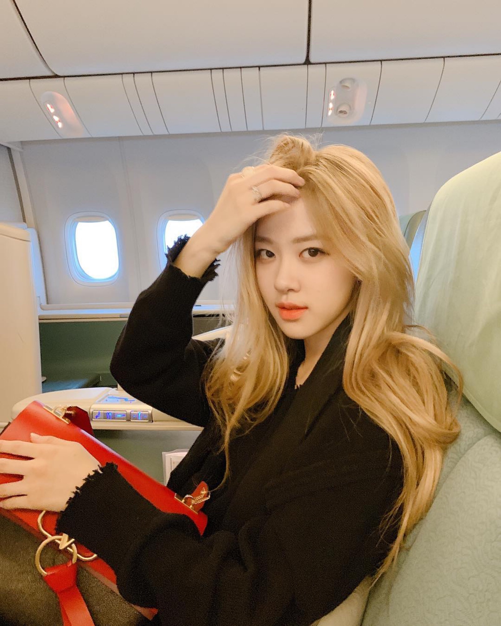blackpink 朴彩英rosé