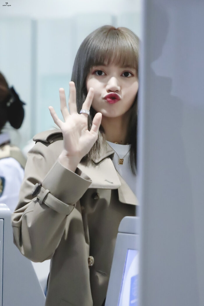 blackpink lisa