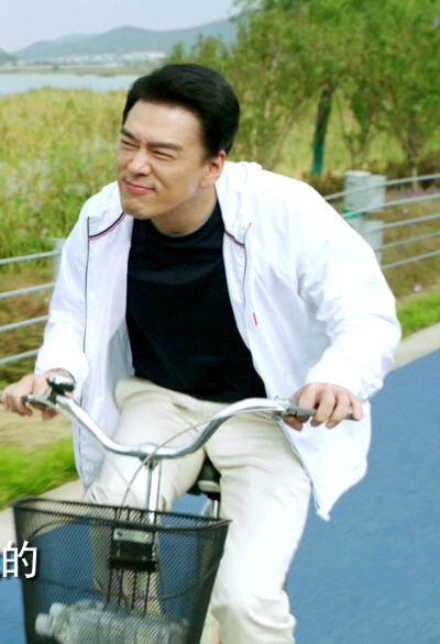 王耀庆搞笑表情包 ps:哈哈哈哈哈哈哈哈…我不是故意的